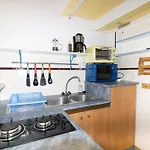 Le Sei Apartment *