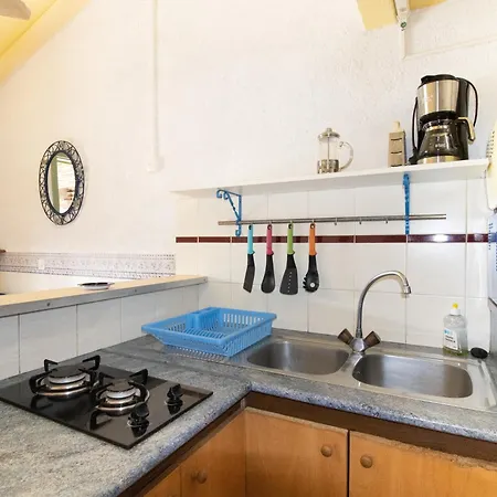 Le Sei Apartment